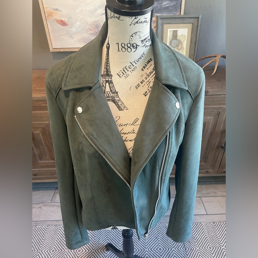 TCEC Jacket - Picture 2 of 9